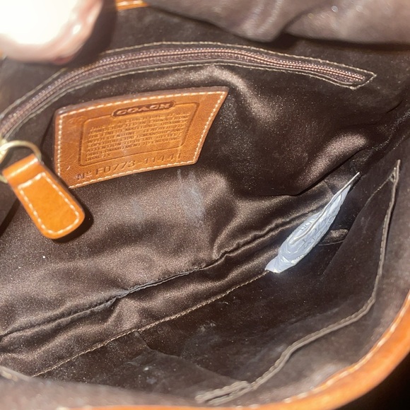 Coach Vintage Bleeker Legacy British Tan Leather Handbag - Picture 13 of 13